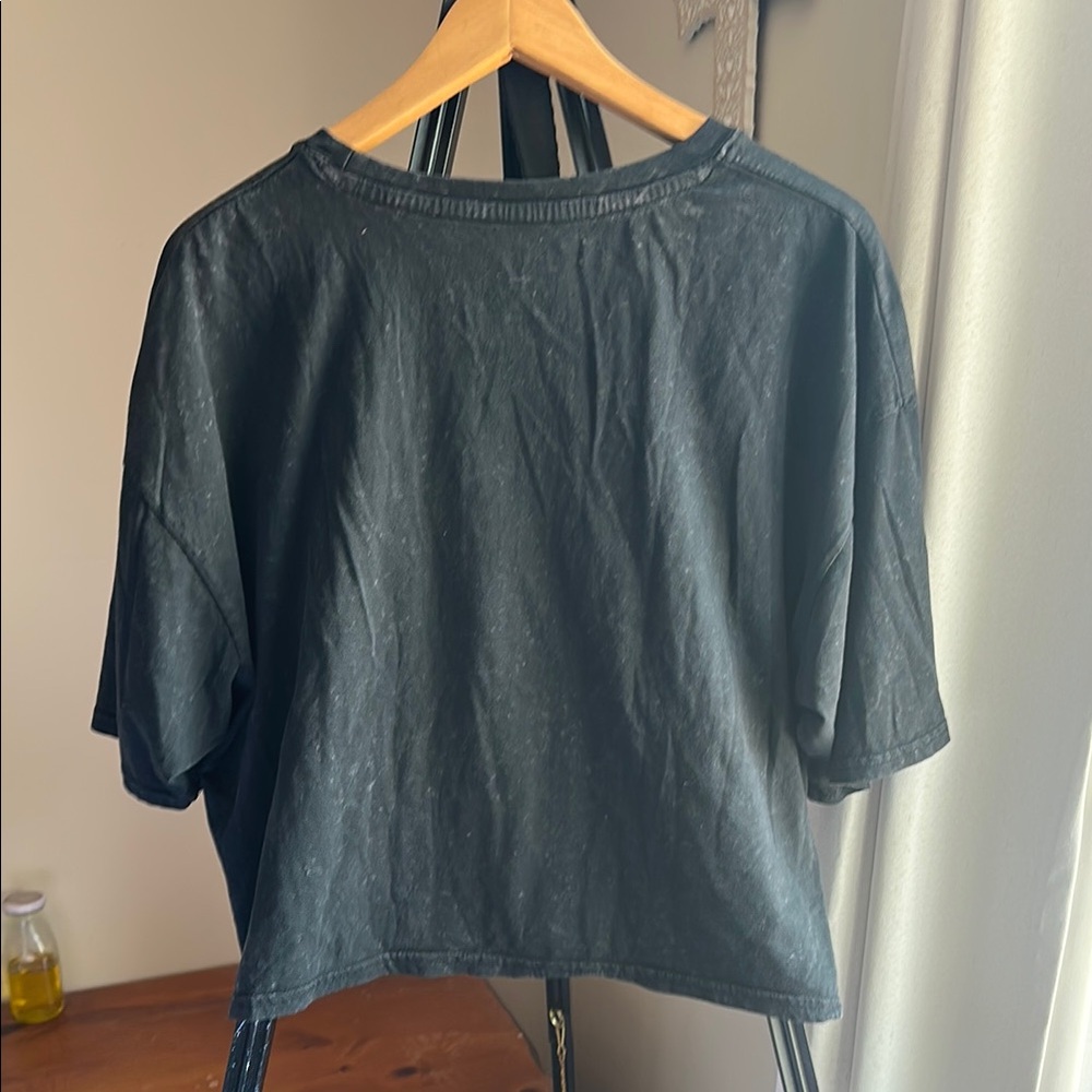 Embroidered Rose Crop top- Short Sleeve - Picture 3 of 3